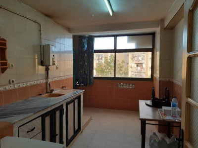 appartement-location-f3-annaba-algerie