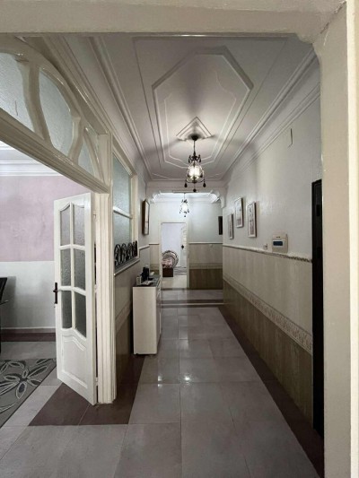 Vente Appartement Niveau de villa F4 Annaba Annaba