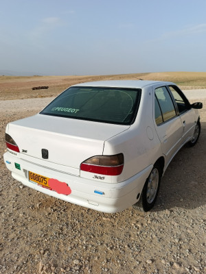 سيارة-صغيرة-peugeot-306-2001-أم-البواقي-الجزائر