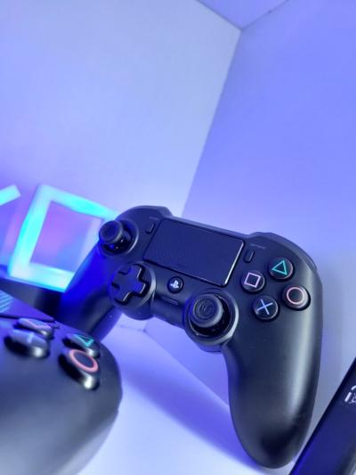 Manettes NACON ASYMMETRIC WIRELESS 