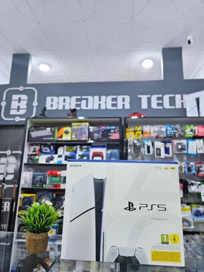 SONY PS5 SLIM NEUF COFFRET