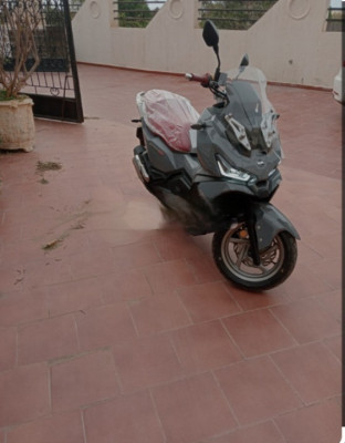 motos-scooters-sym-adv-200-2024-zeralda-alger-algerie