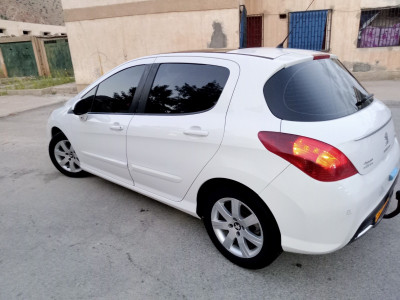 moyenne-berline-peugeot-308-2012-allure-oum-el-bouaghi-algerie