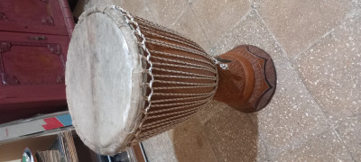 batterie-percussion-djembe-senegalais-kouba-alger-algerie