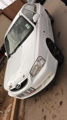 berline-hyundai-accent-2014-gls-saida-algerie