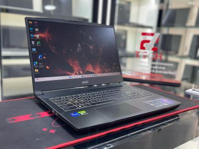 MSI KATANA 15  I7-13700H 16GB 1TB SSD RTX 4060 8GB VRAM