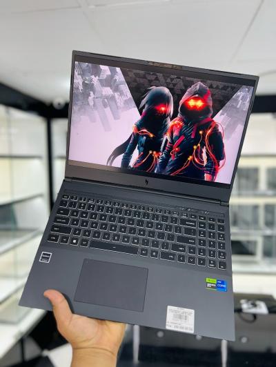 ACER SHADOW 16 I7-14650Hx 16GB DDR 5 512GB SSD RTX 4060 8GB 2K 165Hz