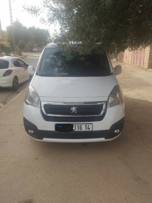 voitures-peugeot-partner-2016-tepee-tiaret-algerie