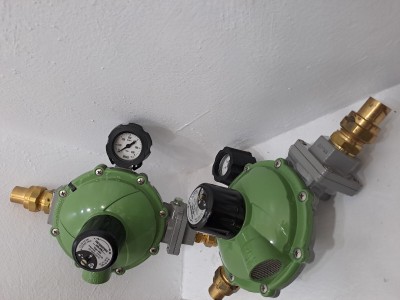 DÉTENDEUR PROPANE FAVEX Modèle réglable Débit 8 à 35 kg/h Filetage M 3/4"