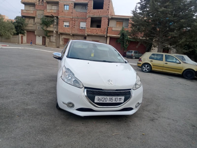 citadine-peugeot-208-2015-allure-ain-bessem-bouira-algerie