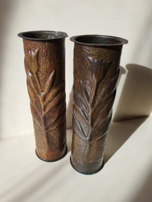 Ancienne Paire de vase sculpté motif florale 1916 ww1  artisanat tranchées