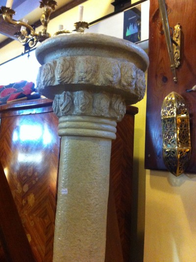 Colonne Lampadaire style romain 