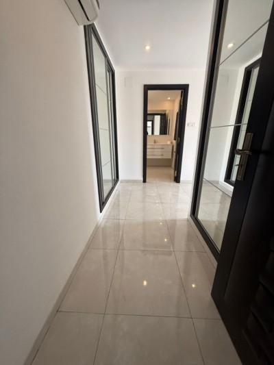 بيع شقة 5 غرف الجزائر شراقة