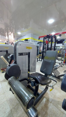 bancs-et-presses-de-musculation-materiel-sport-technogym-mascara-algerie