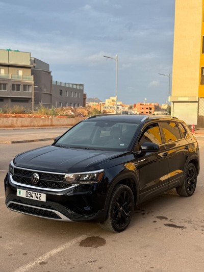 Volkswagen Taos 2022 SE Black 