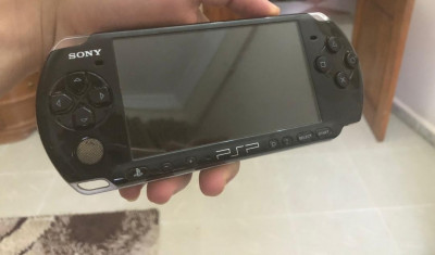 Chargeur psp, ألعاب الفيديو وأجهزة تشغيل أو كونصولات ب الدار البيضاء