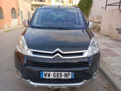 voitures-citroen-berlingo-multispace-2012-bejaia-algerie