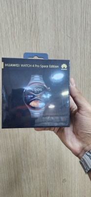 Huawei watch 4 pro space edition 