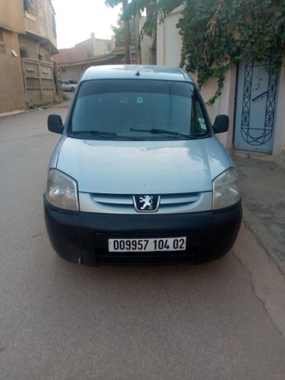 voitures-peugeot-partner-2004-chlef-algerie