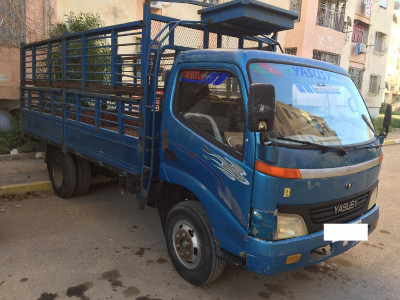 camion-yasizi-platou-2008-larbaa-blida-algerie