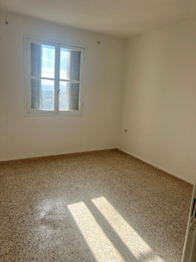 appartement-location-f4-alger-hraoua-algerie