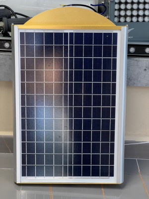 materiel-electrique-lampe-de-rue-energie-solaire-all-in-one-dar-el-beida-bir-djir-alger-algerie