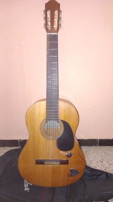 instruments-a-cordes-guitar-classique-yamaha-c40m-bordj-el-bahri-alger-algerie