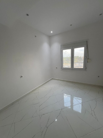 appartement-vente-f4-alger-mohammadia-algerie