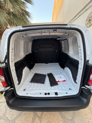 utilitaire-fiat-doblo-2024-tebessa-algerie