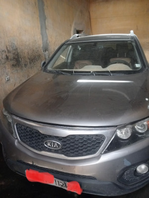 utilitaire-kia-sorento-2012-taibet-touggourt-algerie