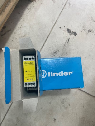 FINDER -MODULE RELAIS DE SÉCURITÉ