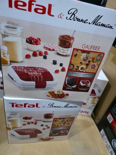 GAUFRIER TEFAL BONNE MAMAN 700WATT WD17B510