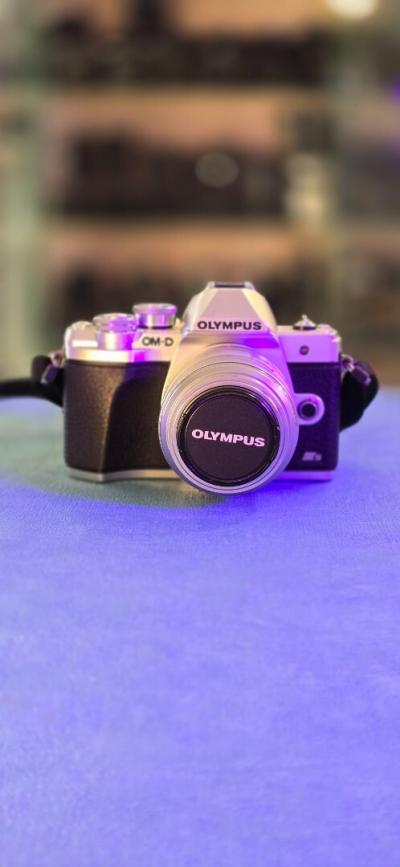 Olympus Om-D Em-10