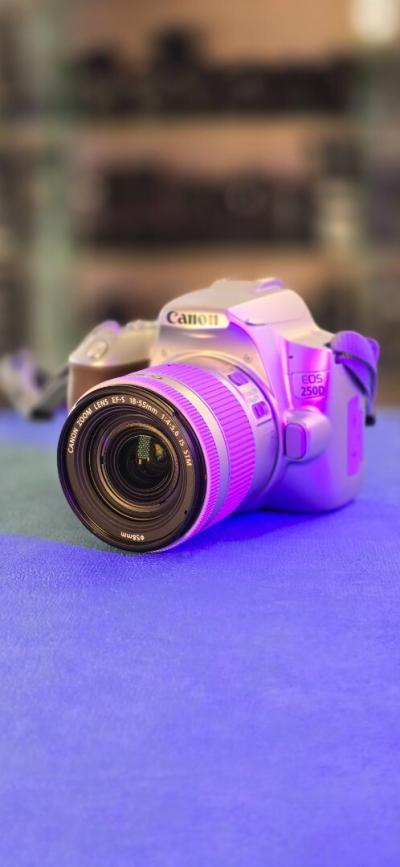 Canon eos 250D 2k silver 