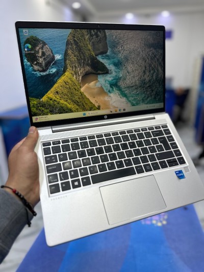 HP PROBOOK 440 G8 CORE : INTEL I5 - 1135G7 DISC :  256 GB  (SSD)  RAM : 16 GB