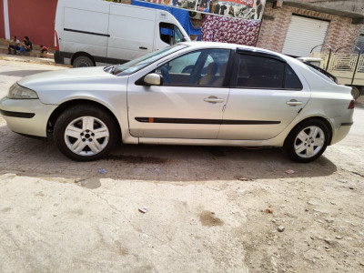 voitures-renault-laguna-2-2003-ouled-rabah-jijel-algerie