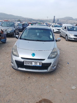 voitures-renault-clio-3-2011-algerie