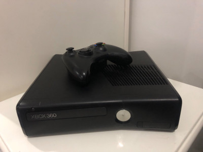 consoles-xbox-360-slim-500gb-70-jeux-kouba-alger-algerie