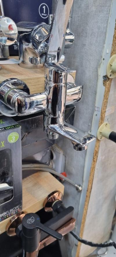 Metigeure toilette  chaude et froide 10cm