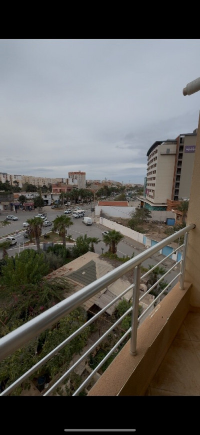 appartement-vente-f3-alger-ain-benian-algerie