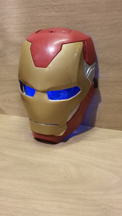 Original Masque Iron Man Marvel Avengers avec effets lumineux, Cosplay 1:1, Hasbro