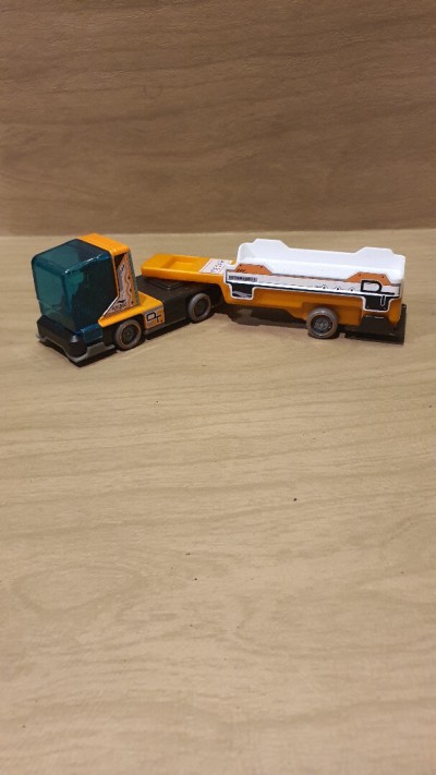 Camion, Semi-remorque miniature de la série Hot Wheels Super Rigs, 2014, 1:64.