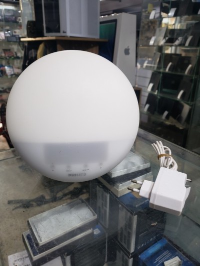 PHILIPS  Réveil Luminothérapie / Simulation de lever du soleil / 3 sons naturels blanc