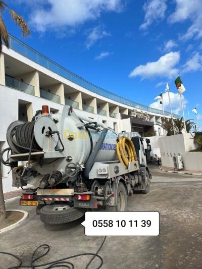 Camion vidange Débouchage canalisation curage 
