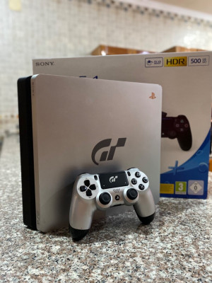 playstation-ps4-slim-1tb-edition-limitee-flashe-1100-blida-algerie