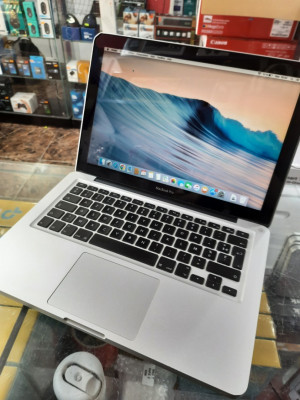 Macbook Pro fin 2011 i5 /4GB /500GB