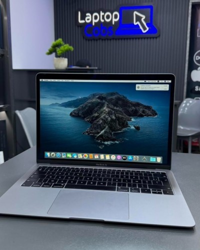 (vendu) MACBOOK AIR 2019 i5 8Gb 256Gb  SSD ECRAN 13 BATTERIE : cycle 425