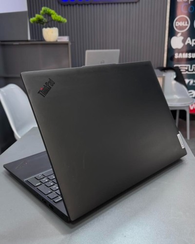 LENOVO THINKPAD L16 Ryzen 5 PRO 7535U 2.90Gh 16Gb 512Gb  SSD AMD RADEON TM GRAPHICS  ECRAN 15.6 FHD