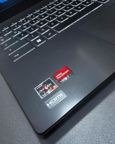 MSI MODERN 15 RYZEN 5 7350U 2.00GHZ 16Gb DDR4 512gb SSD AMD RADEON GRAPHICS ECRAN 15.6p  FHD  