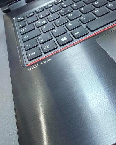 FUJITSU H7510 STATION TRAVAIL i7-10850H 2.71GHZ 32Gb DDR4 512gb SSD NVIDIA QUADRO T1000  15.6 FHD   